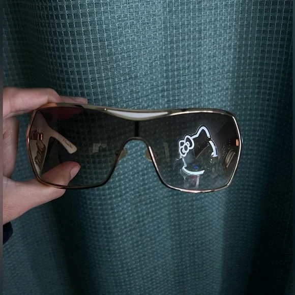 authentic dior shades🎀 (rare) - Picture 2 of 4